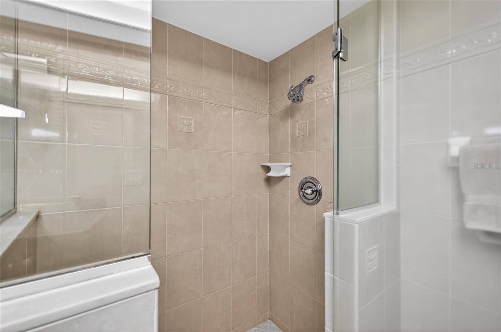 VENETIAN ISLES - Residential