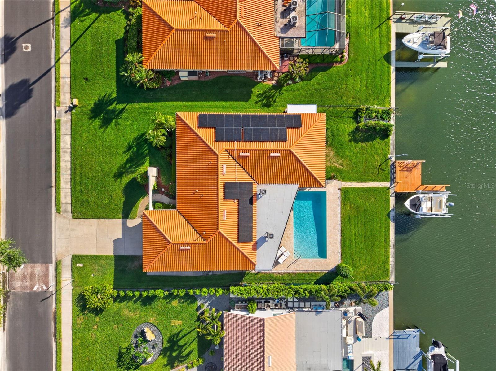 VENETIAN ISLES - Residential