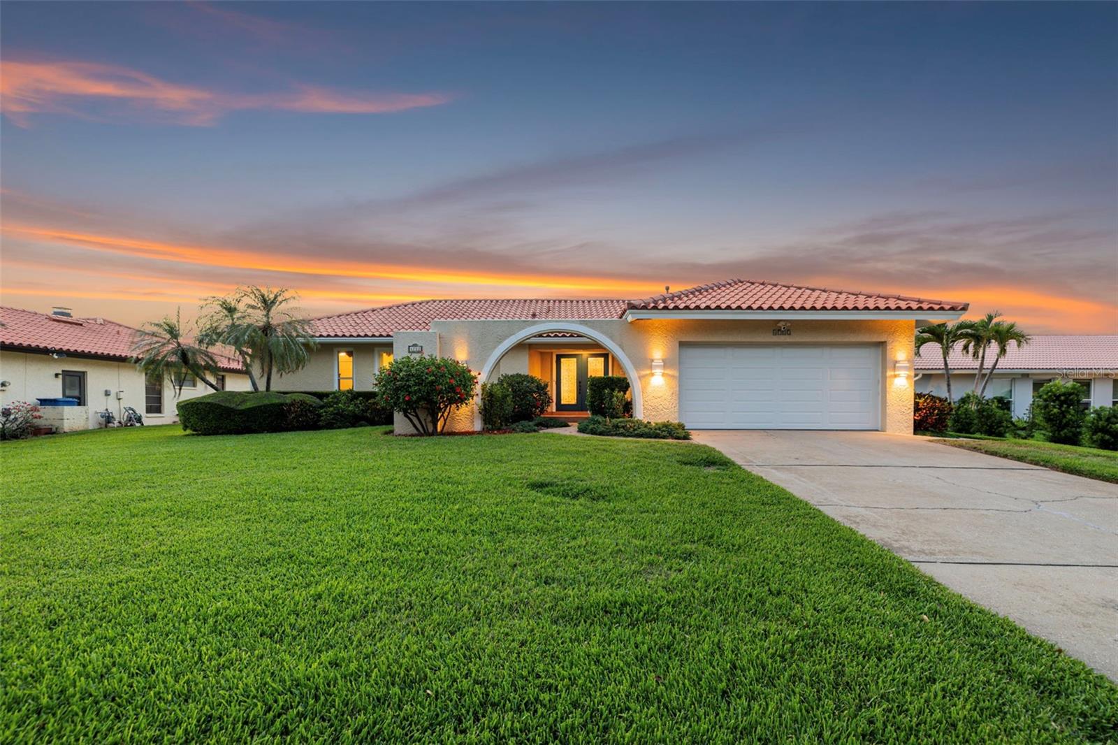 VENETIAN ISLES - Residential