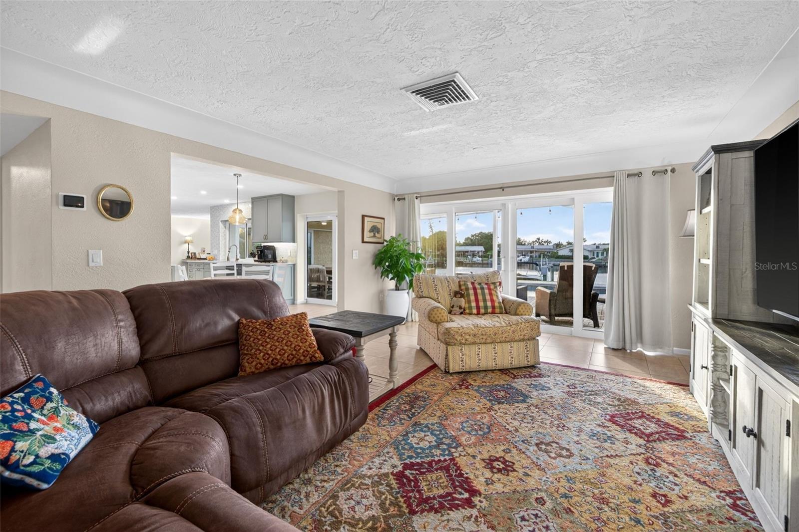 VENETIAN ISLES - Residential