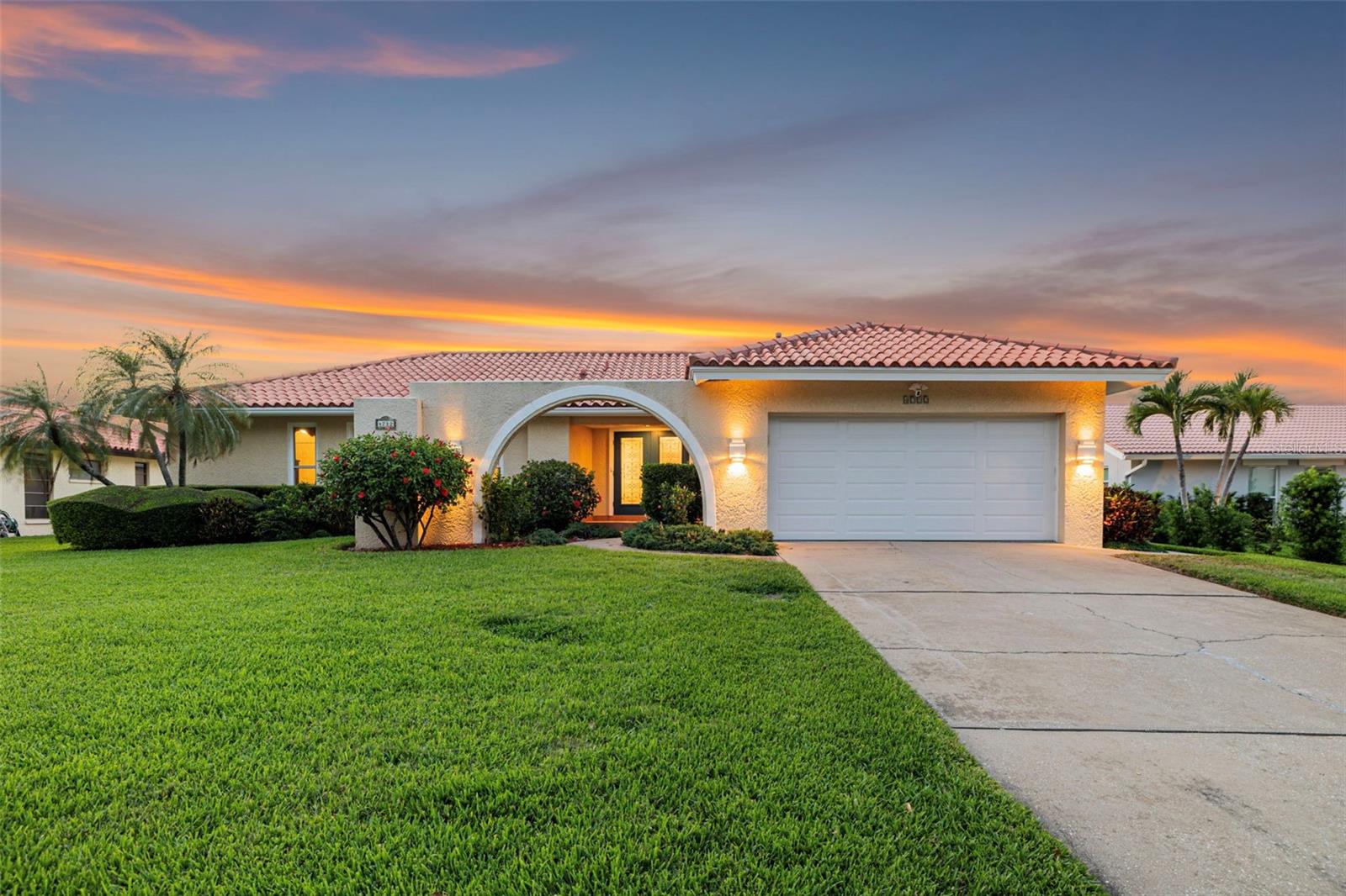 VENETIAN ISLES - Residential