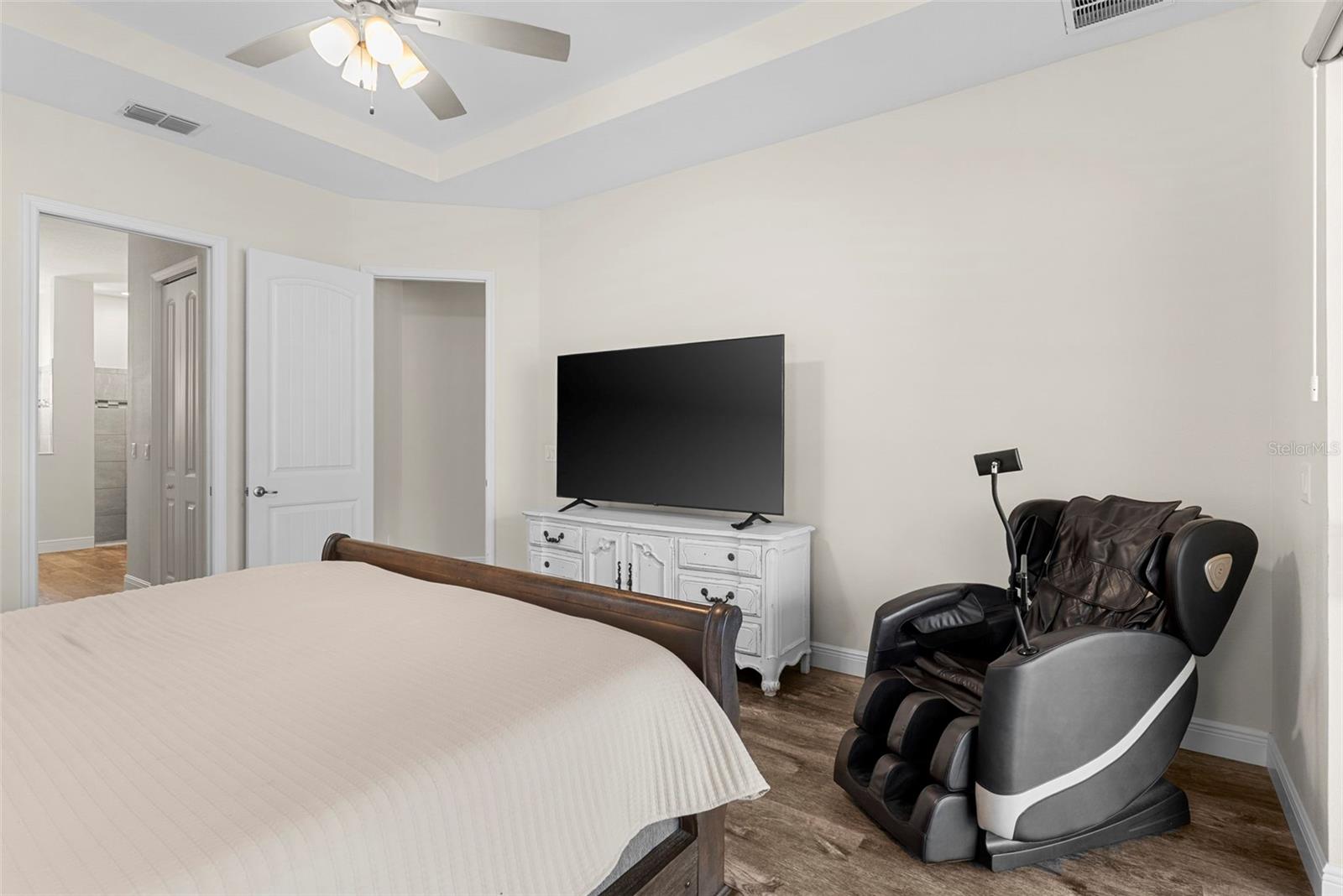 ROYAL PALM ESTATES REPLAT LOTS 18 & 19 - Residential