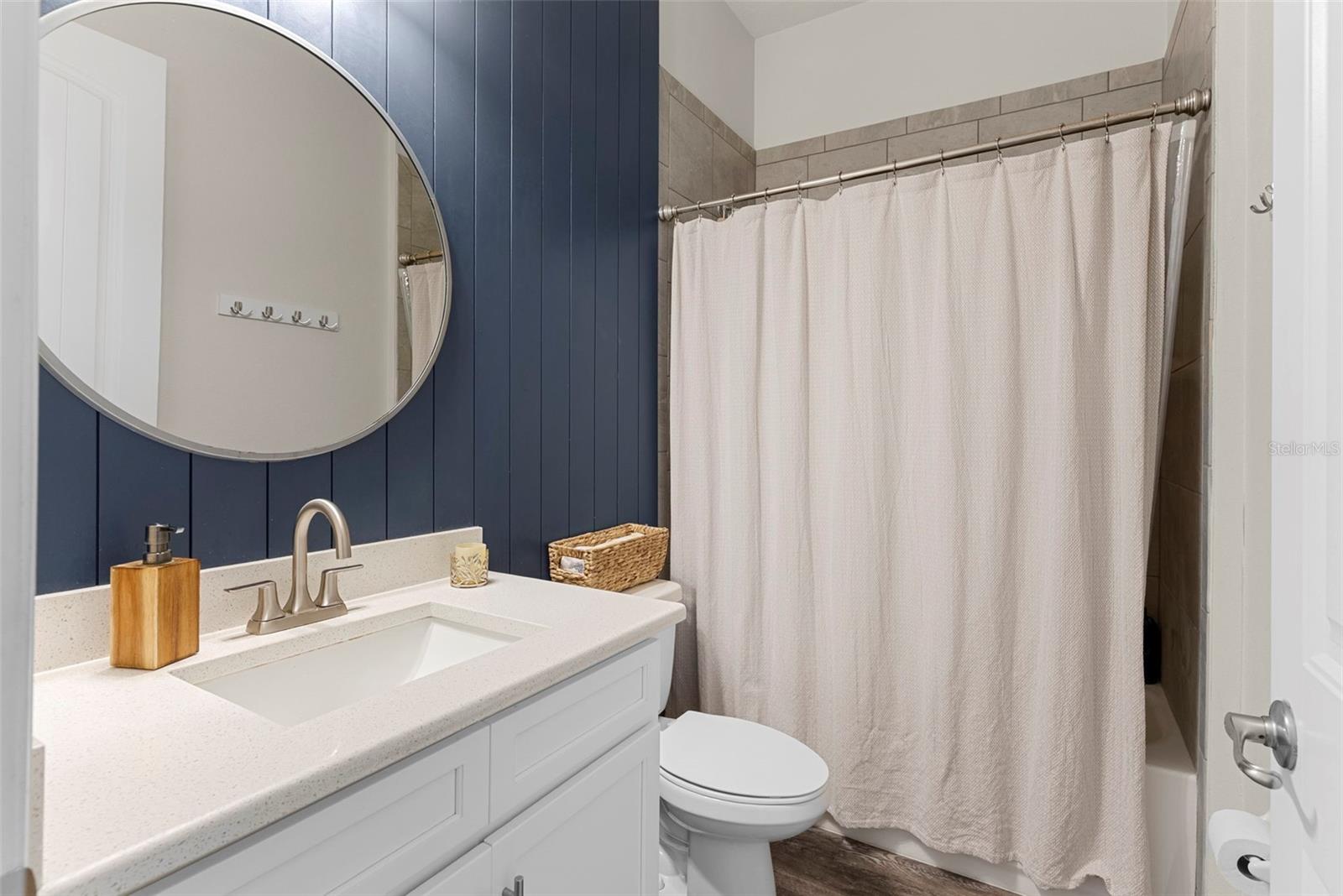 ROYAL PALM ESTATES REPLAT LOTS 18 & 19 - Residential