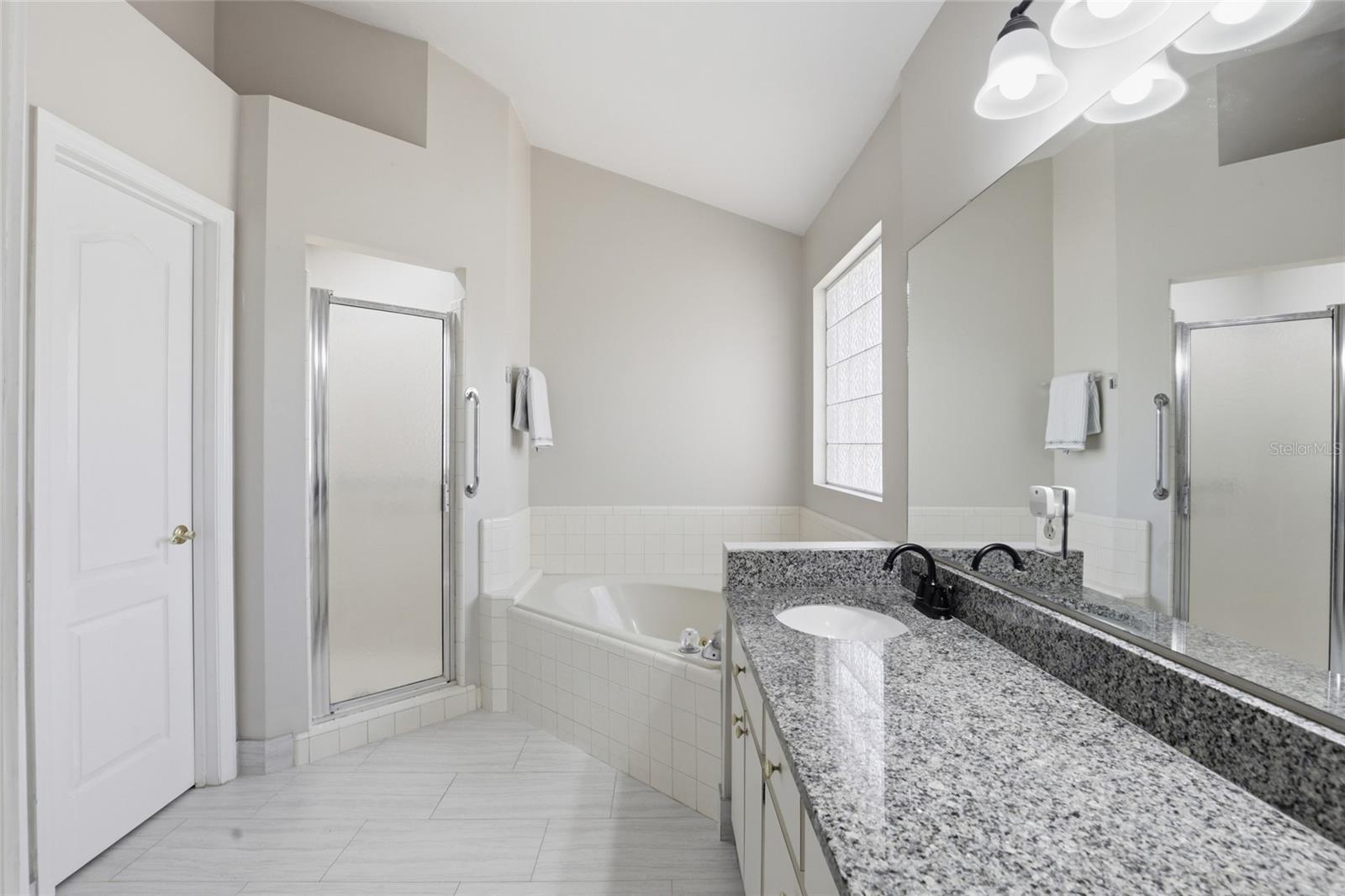 THE RETREAT FLETCHERS MILL - Residential