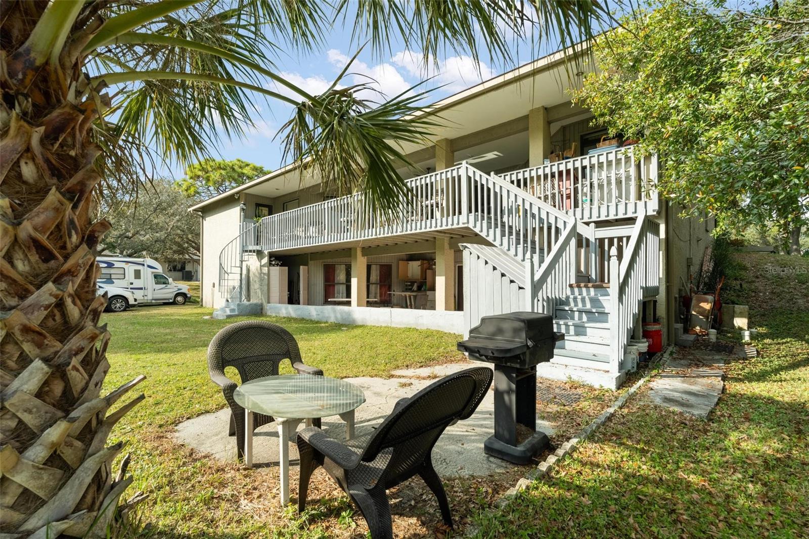 WEYBRIDGE WOODS - Residential