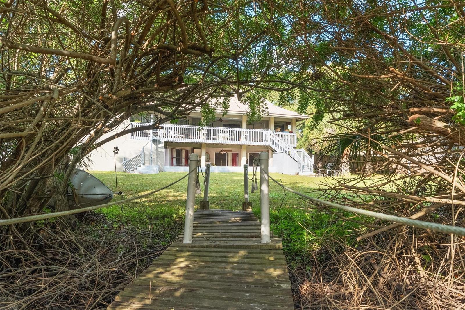 WEYBRIDGE WOODS - Residential