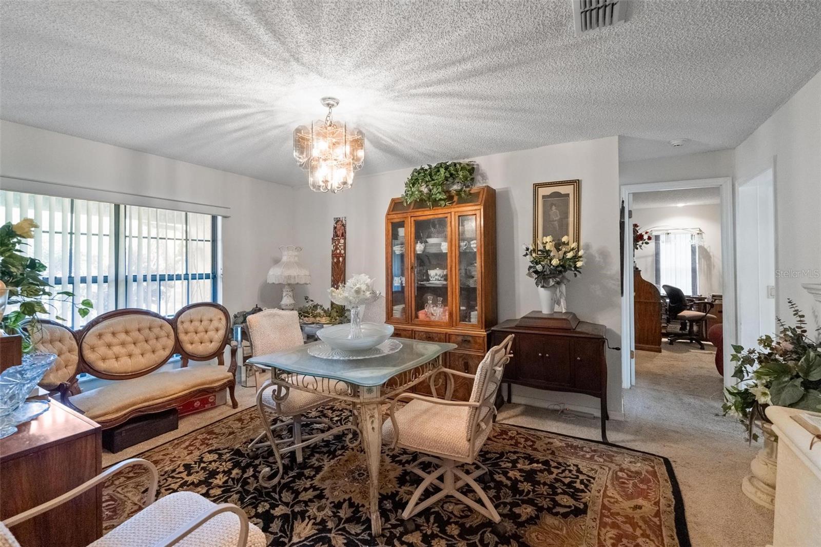 WEYBRIDGE WOODS - Residential