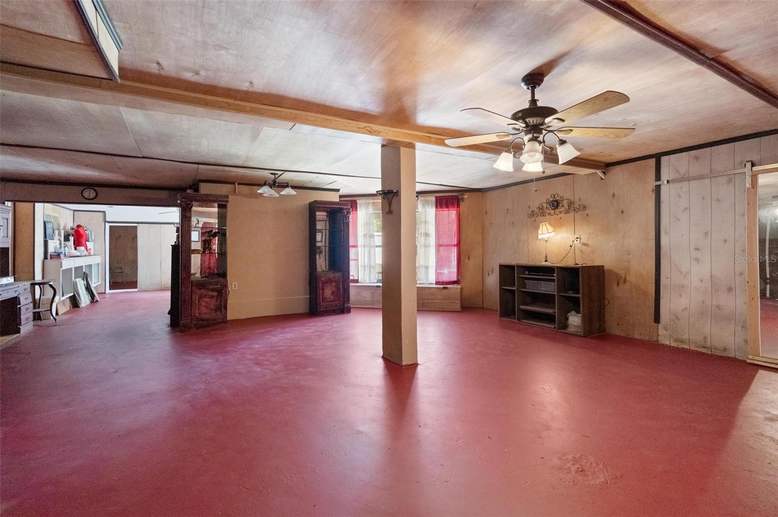 WEYBRIDGE WOODS - Residential