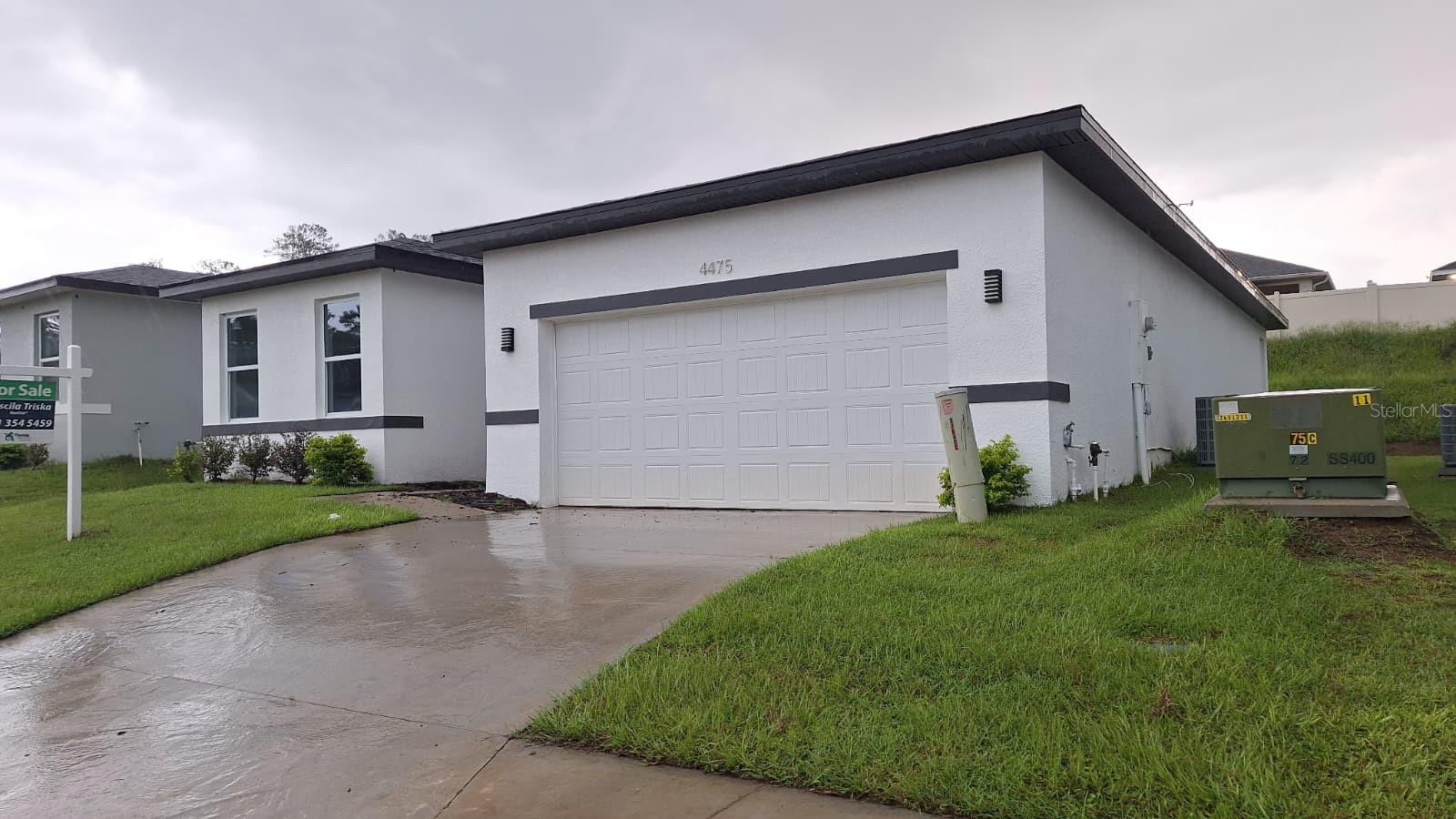 Welcome to this Brand-New Home in a gated community! Discover a stunning, newly built single-family home with 4 bedrooms and 3 bathrooms in rapidly growing Ocala, FL. Crafted with durable concrete-block construction and slab foundation, this home is both low-maintenance and highly appealing. Don't miss the opportunity to live in a modern build quality home!