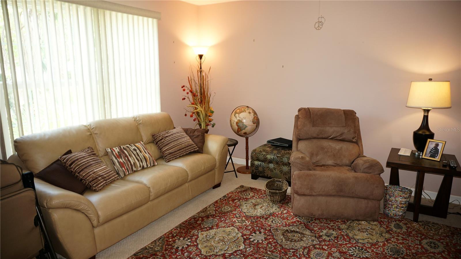 HILLSIDE CONDO - Residential