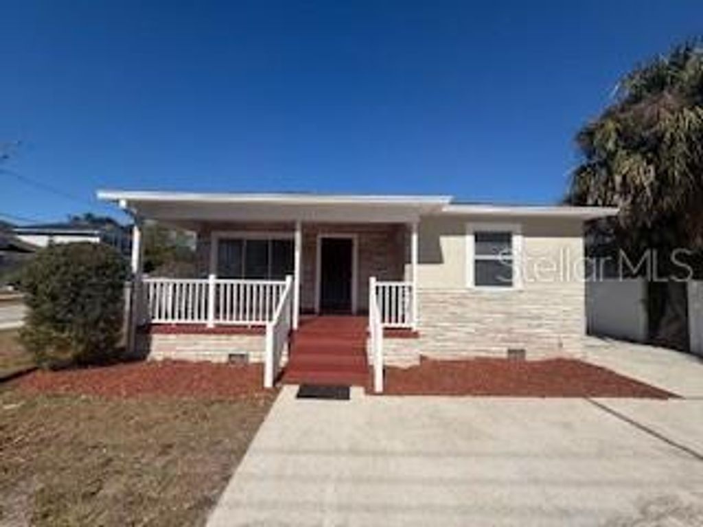 Photo of 2723 W State Street, Tampa, FL 33609 (MLS # TB8476563)