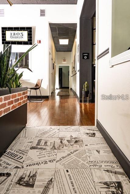 1205 N FRANKLIN STREET 211