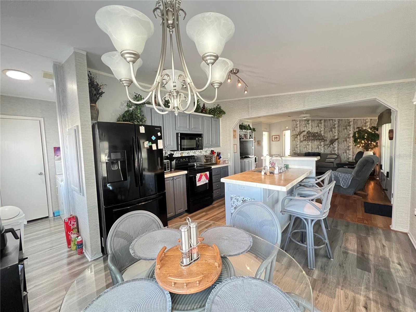 RIVER HAVEN MOB HME PARK - Residential