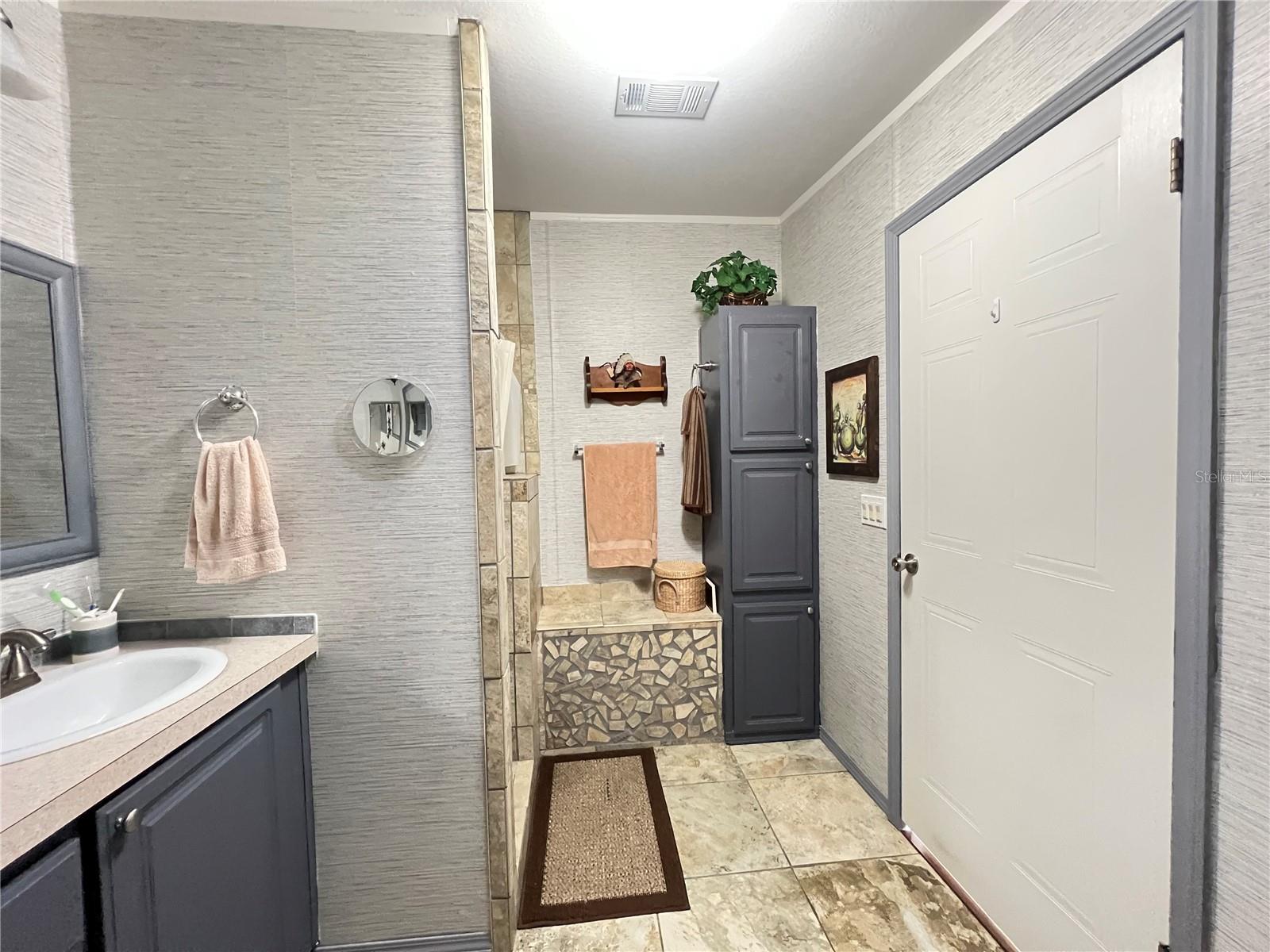 RIVER HAVEN MOB HME PARK - Residential