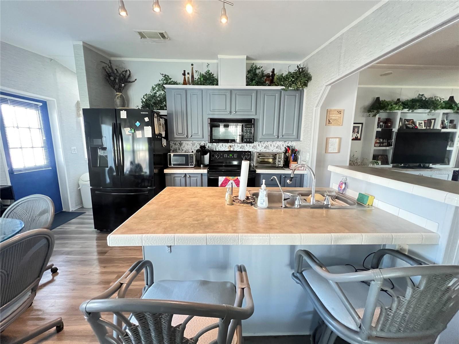 RIVER HAVEN MOB HME PARK - Residential