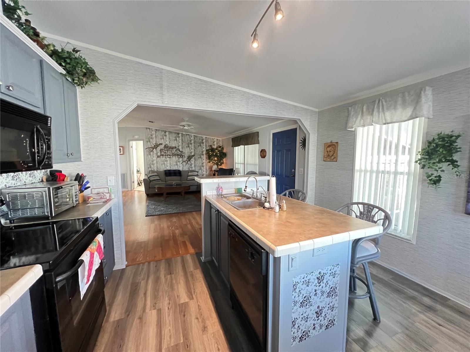 RIVER HAVEN MOB HME PARK - Residential