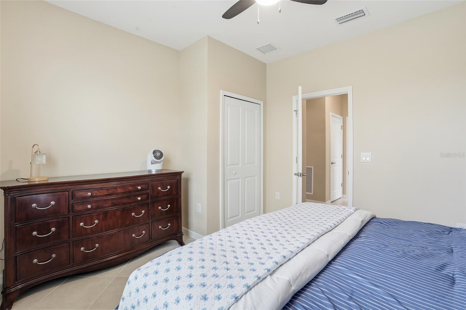 BISCAYNE LNDG NORTH - Residential