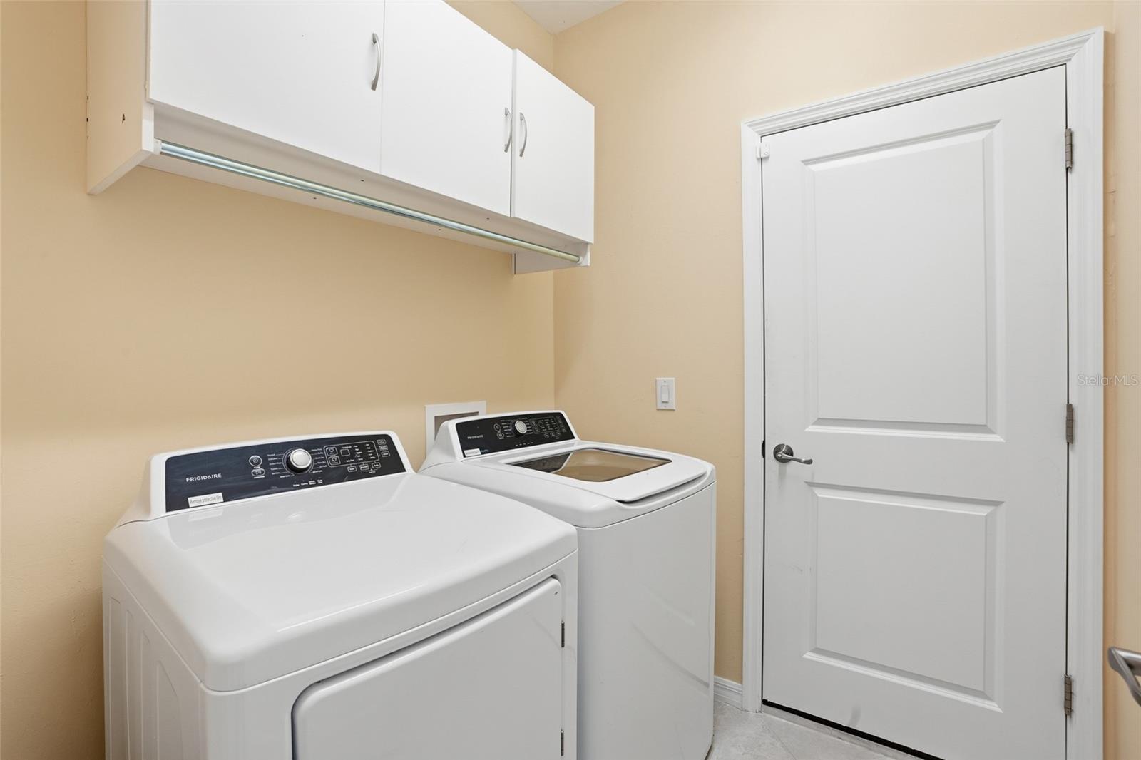 BISCAYNE LNDG NORTH - Residential