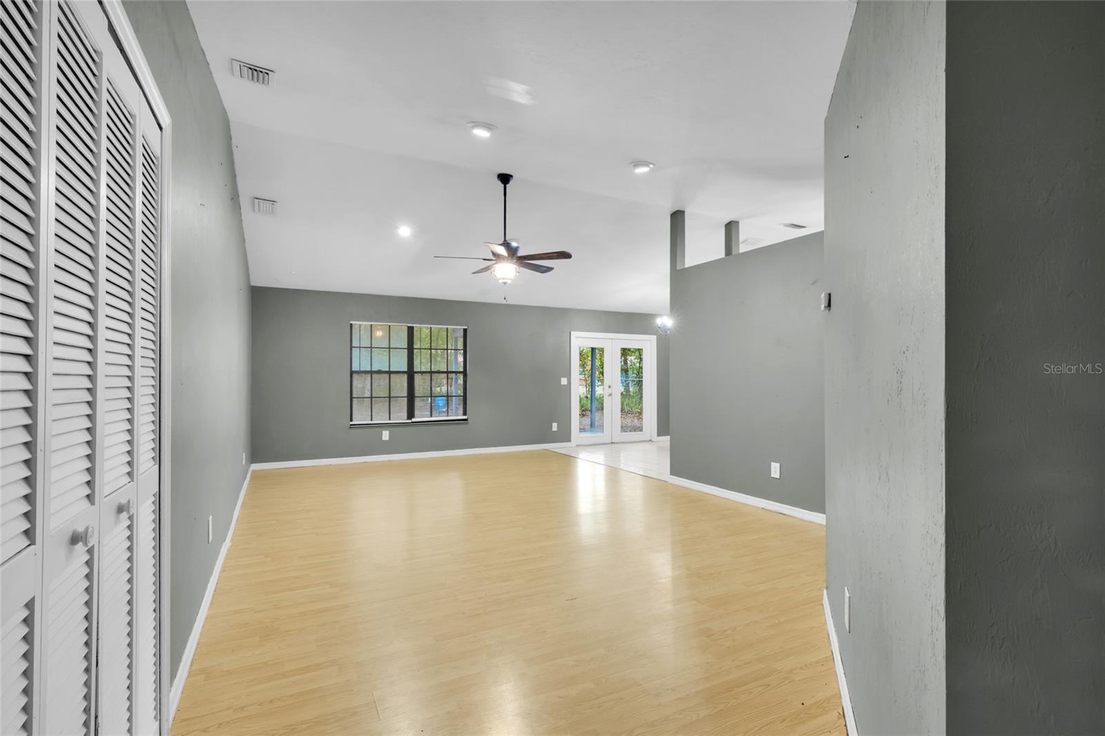 OCALA PARK ESTATE - Residential