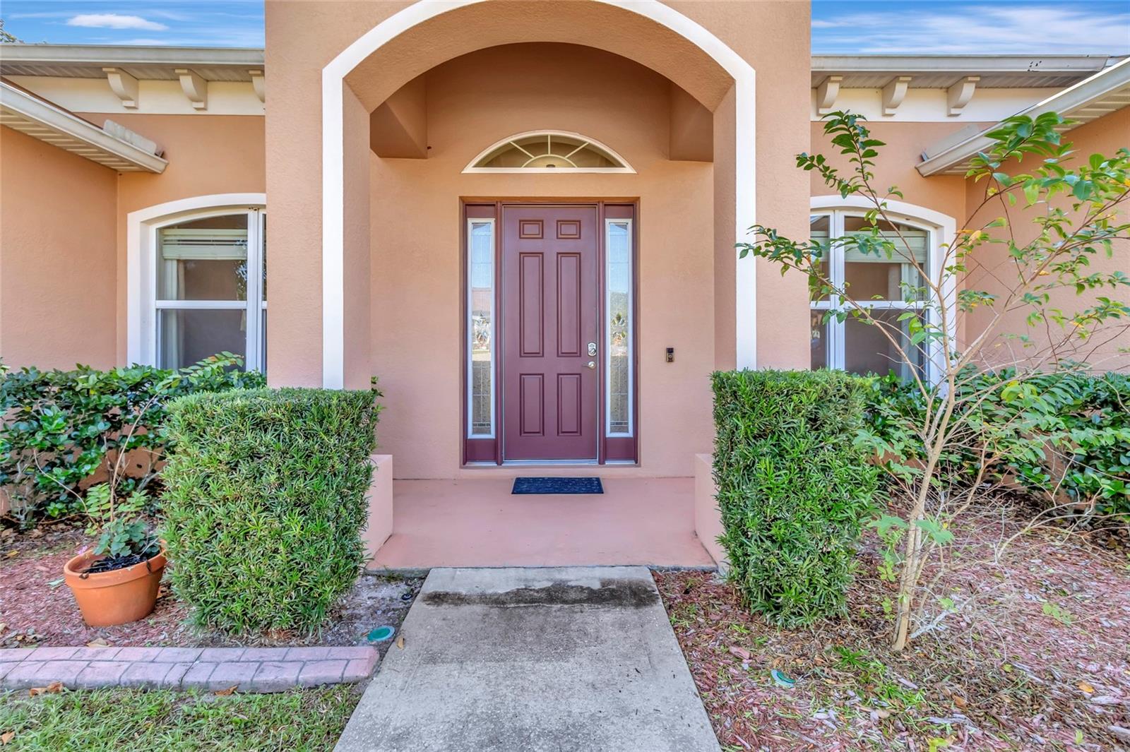 PILLARS RDG - Residential