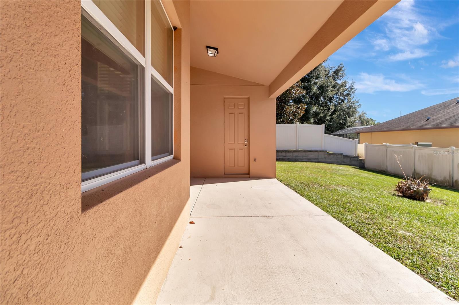 PILLARS RDG - Residential