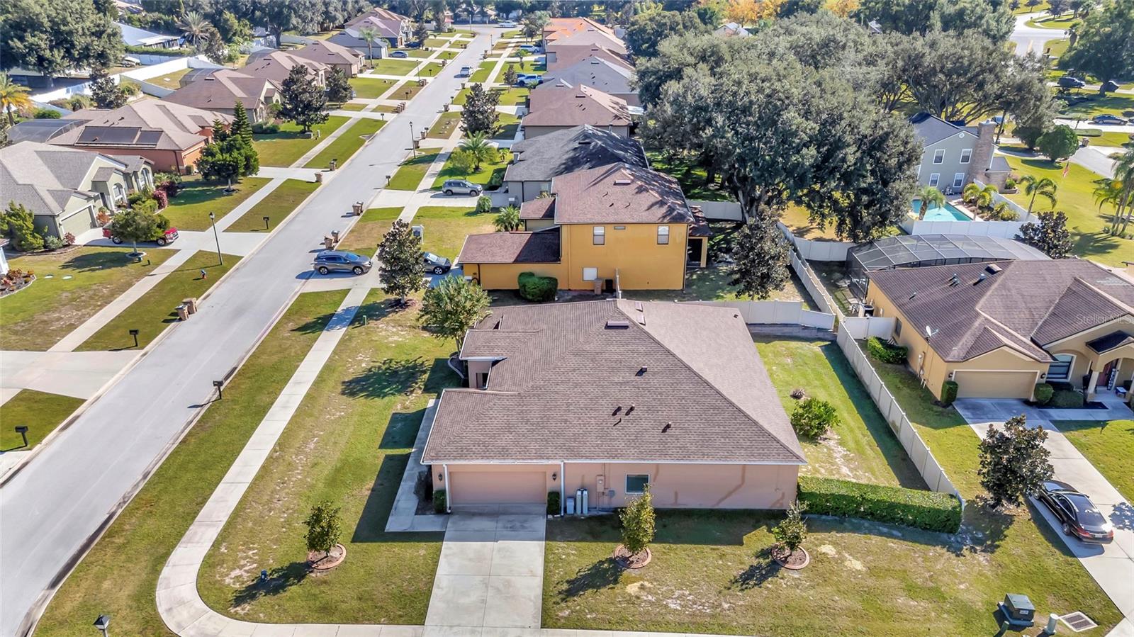 PILLARS RDG - Residential