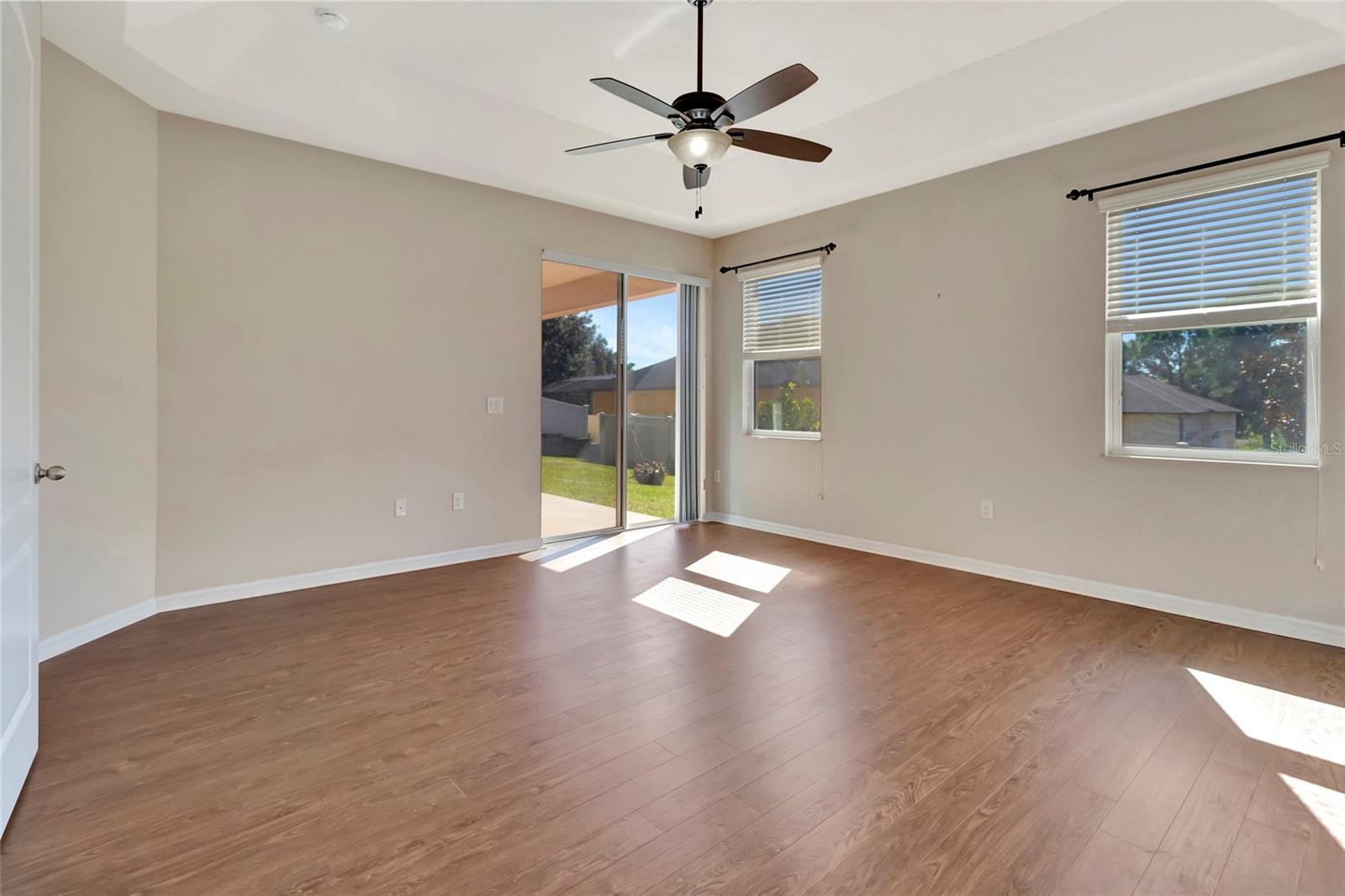 PILLARS RDG - Residential