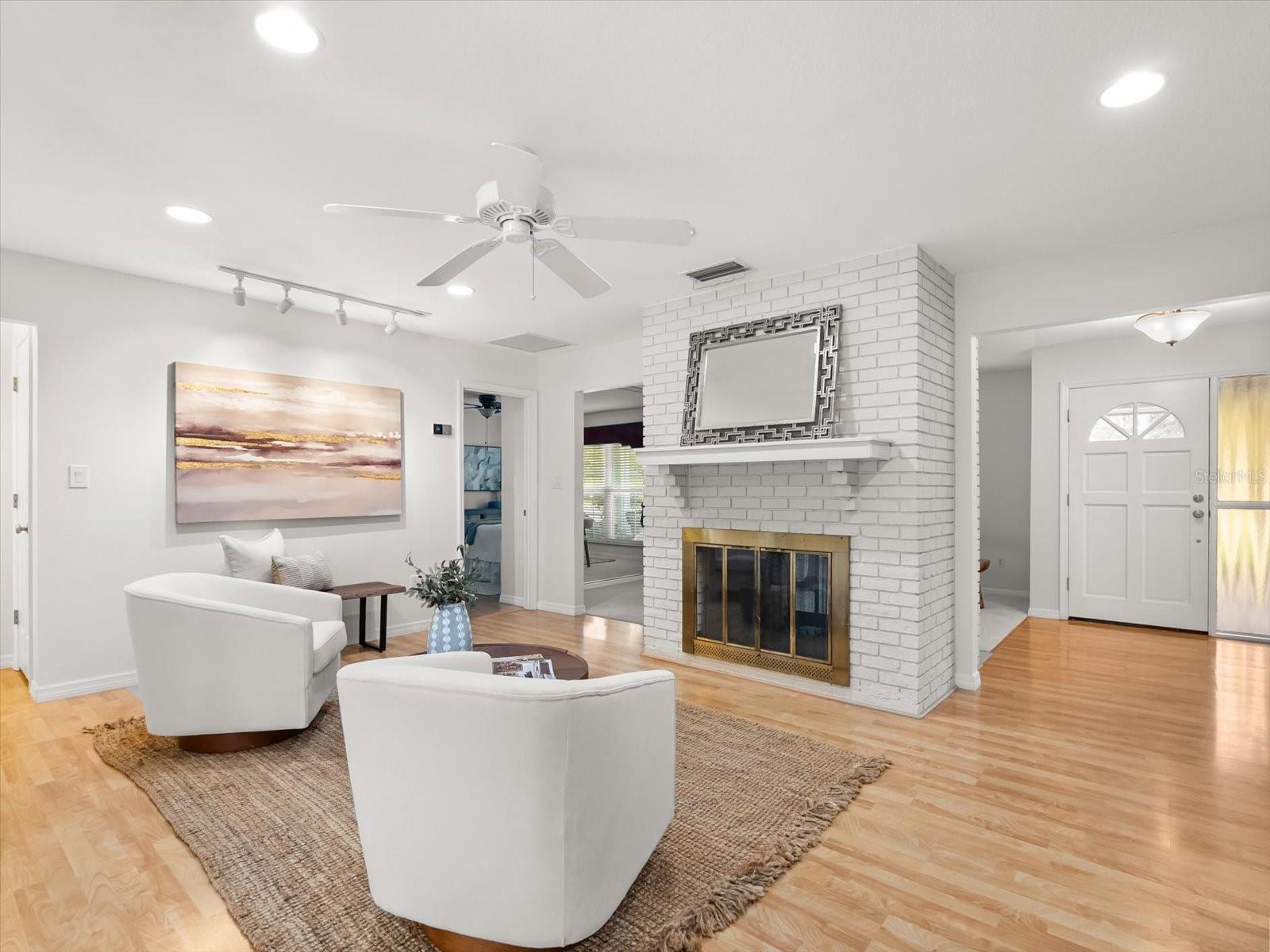 SWEETWATER OAKS SEC 17 - Residential