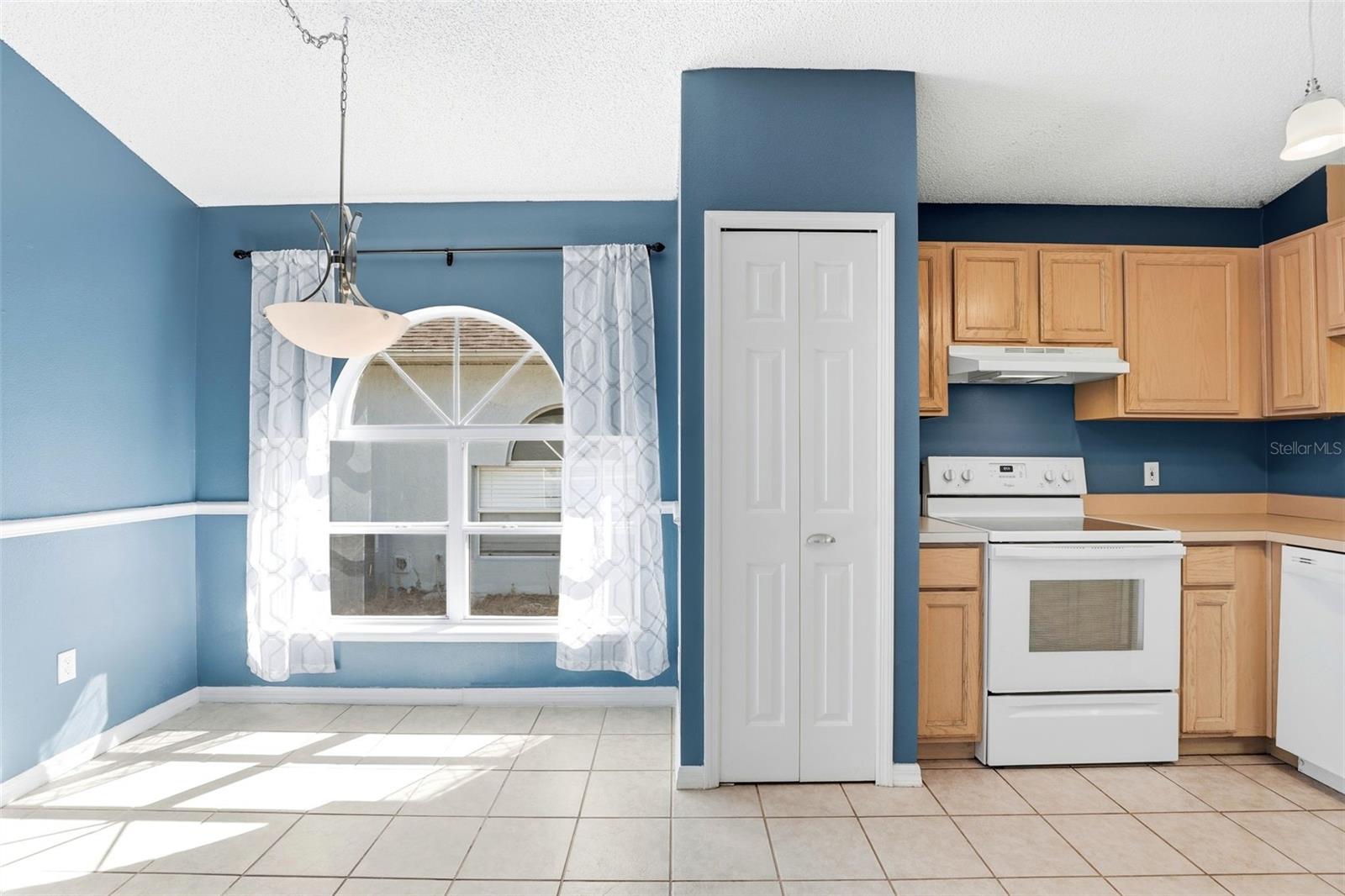 CHASE GROVES UNIT 8 - Residential