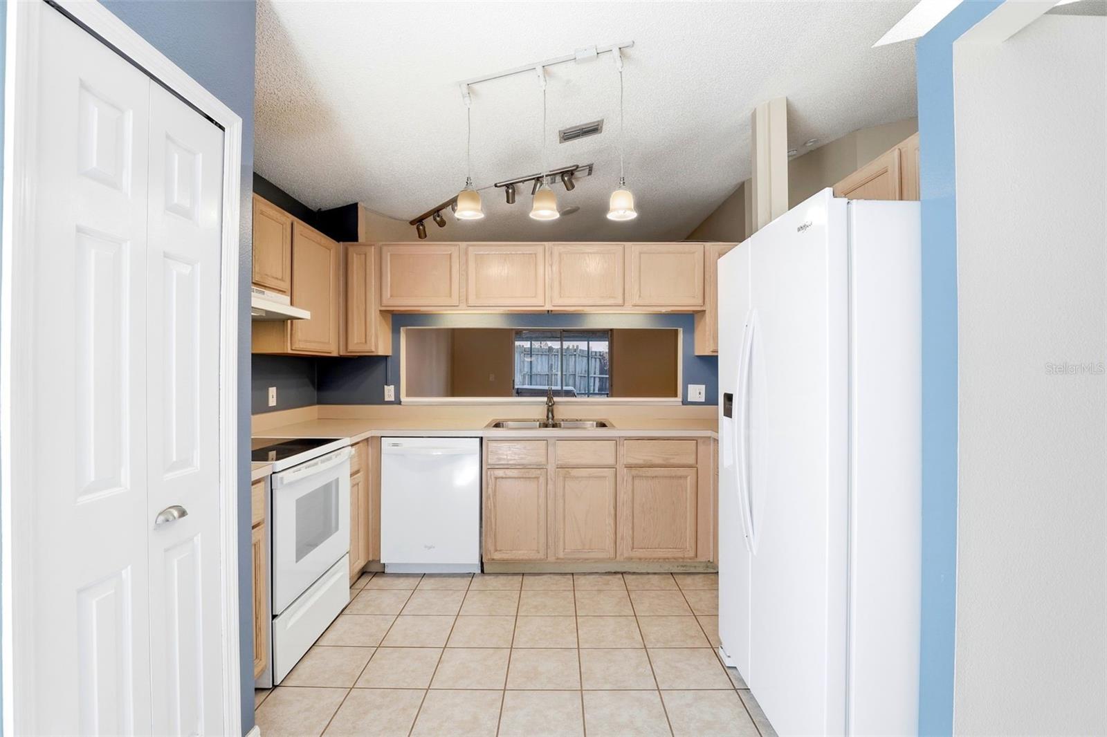 CHASE GROVES UNIT 8 - Residential