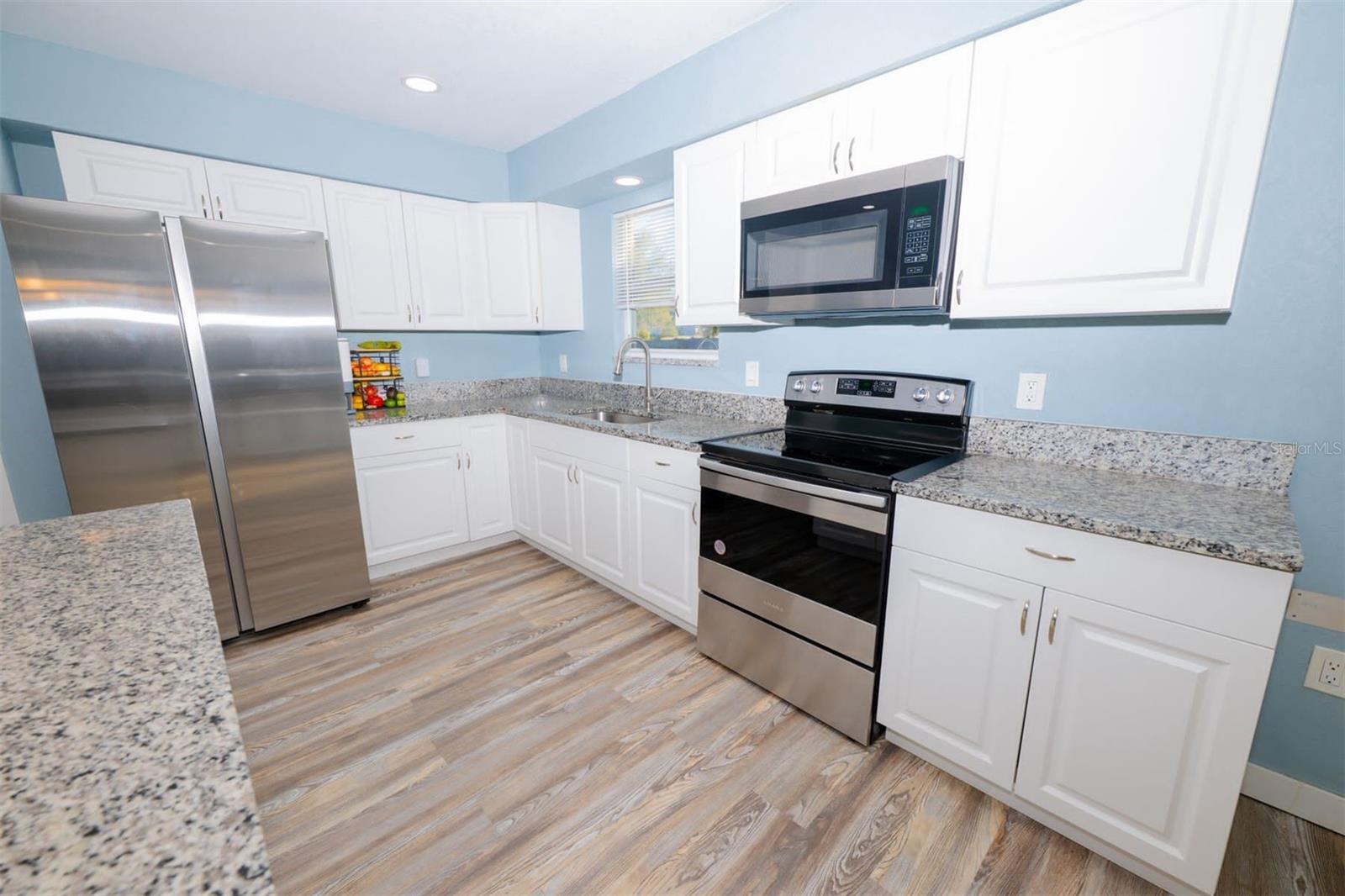 SILVER SPGS SHORES - Residential