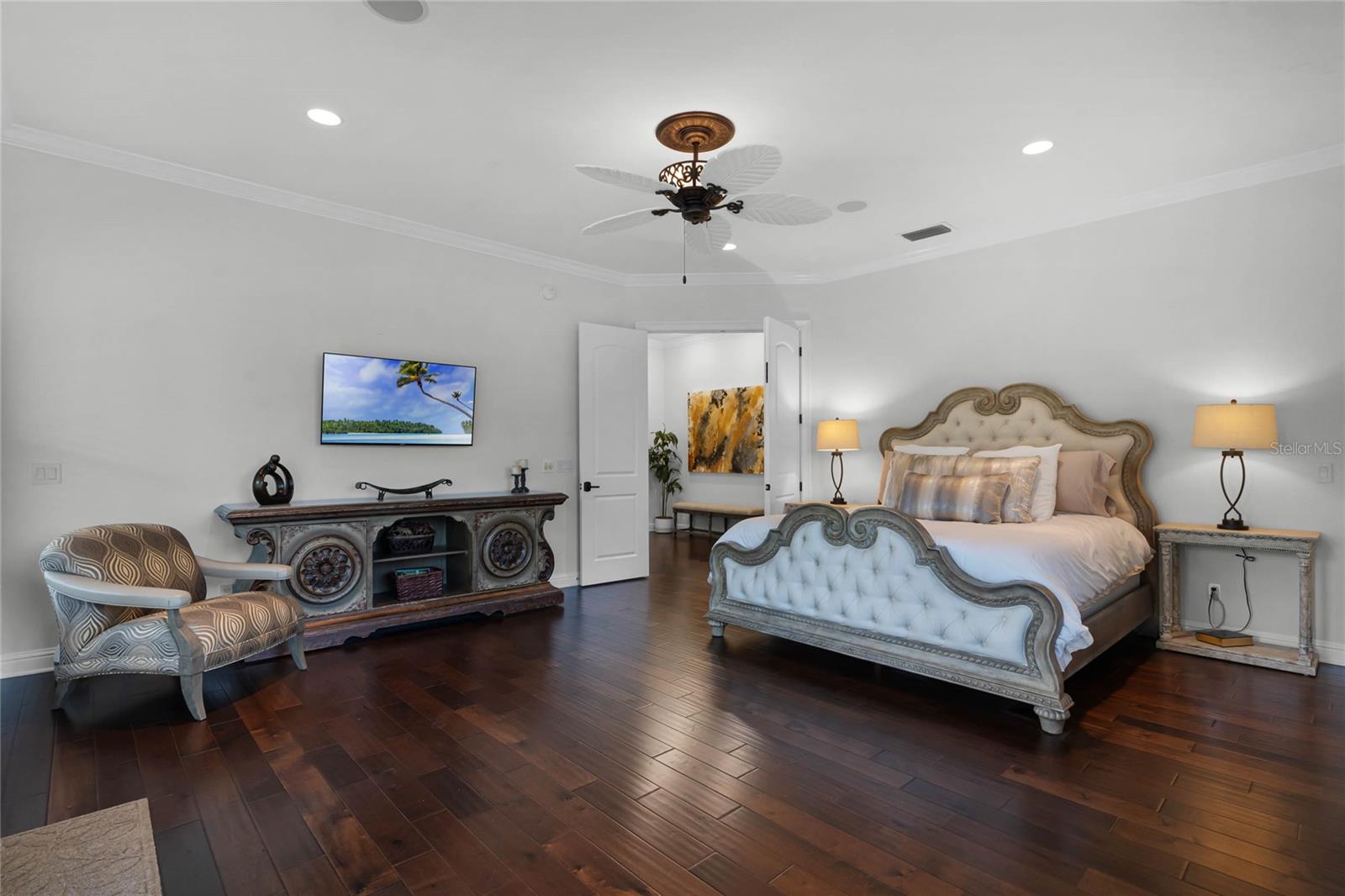 KEENES POINTE - Residential