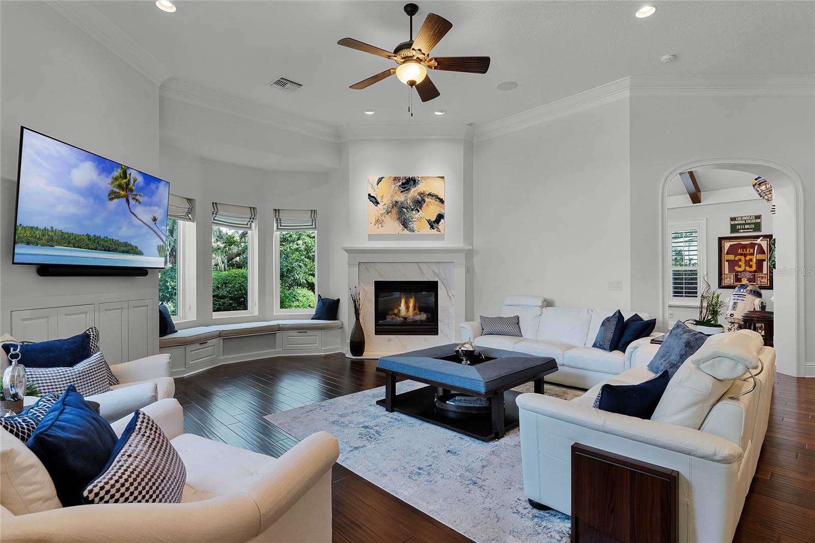 KEENES POINTE - Residential