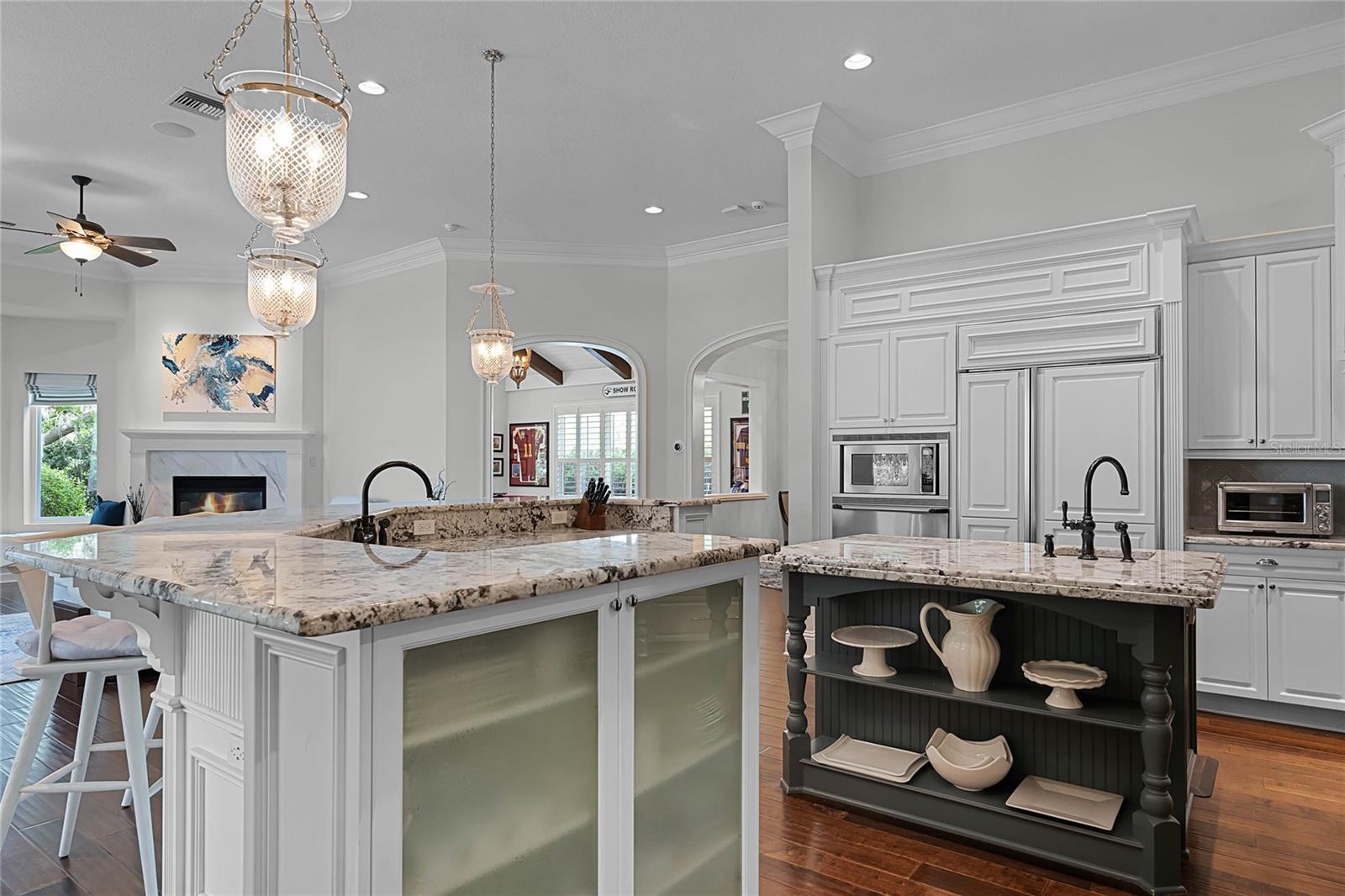 KEENES POINTE - Residential