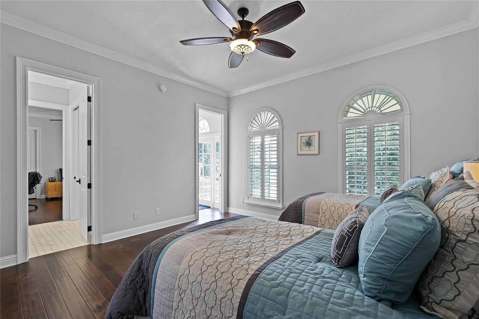 KEENES POINTE - Residential