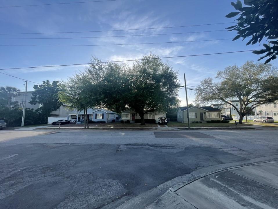 PARK CITY 2ND SEC - Residential