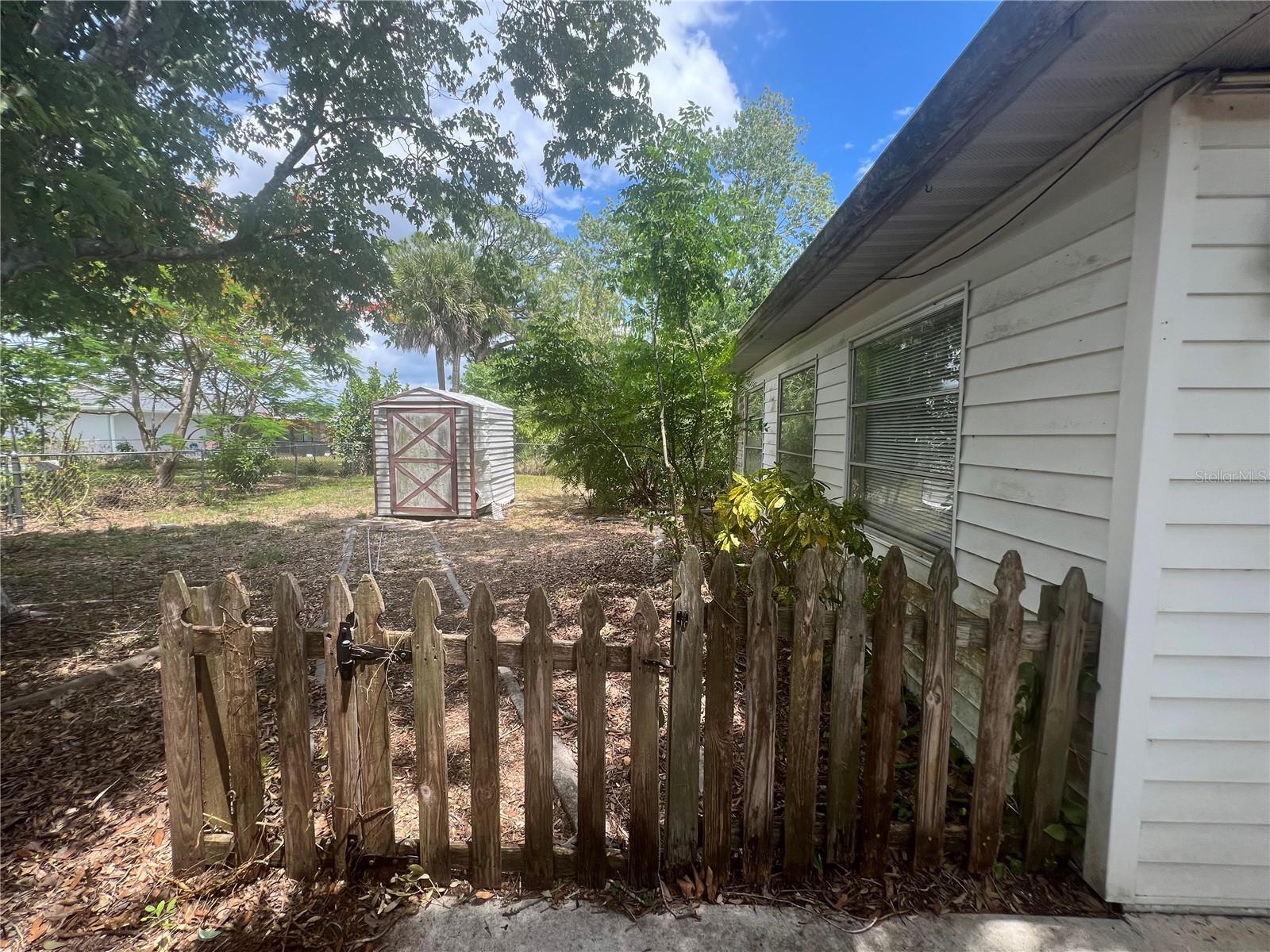 PORT CHARLOTTE SUB 41 - Residential Lease