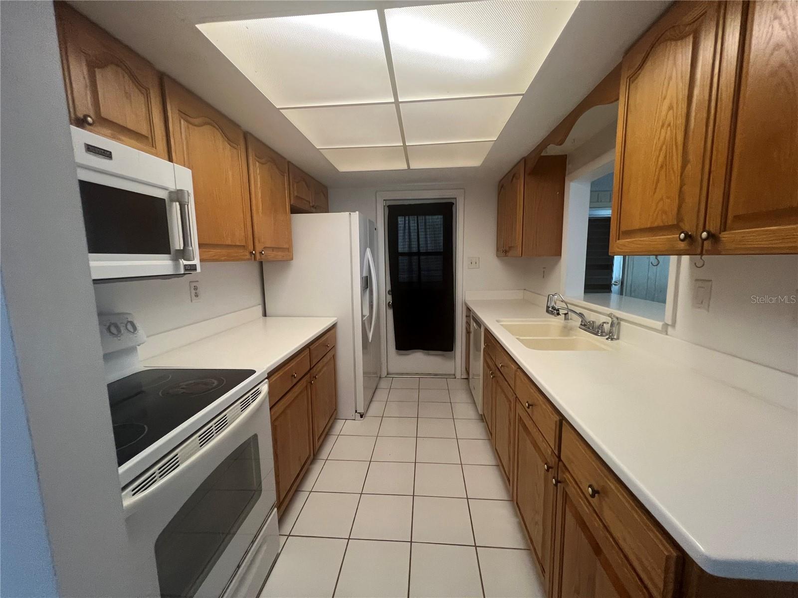 PORT CHARLOTTE SUB 41 - Residential Lease