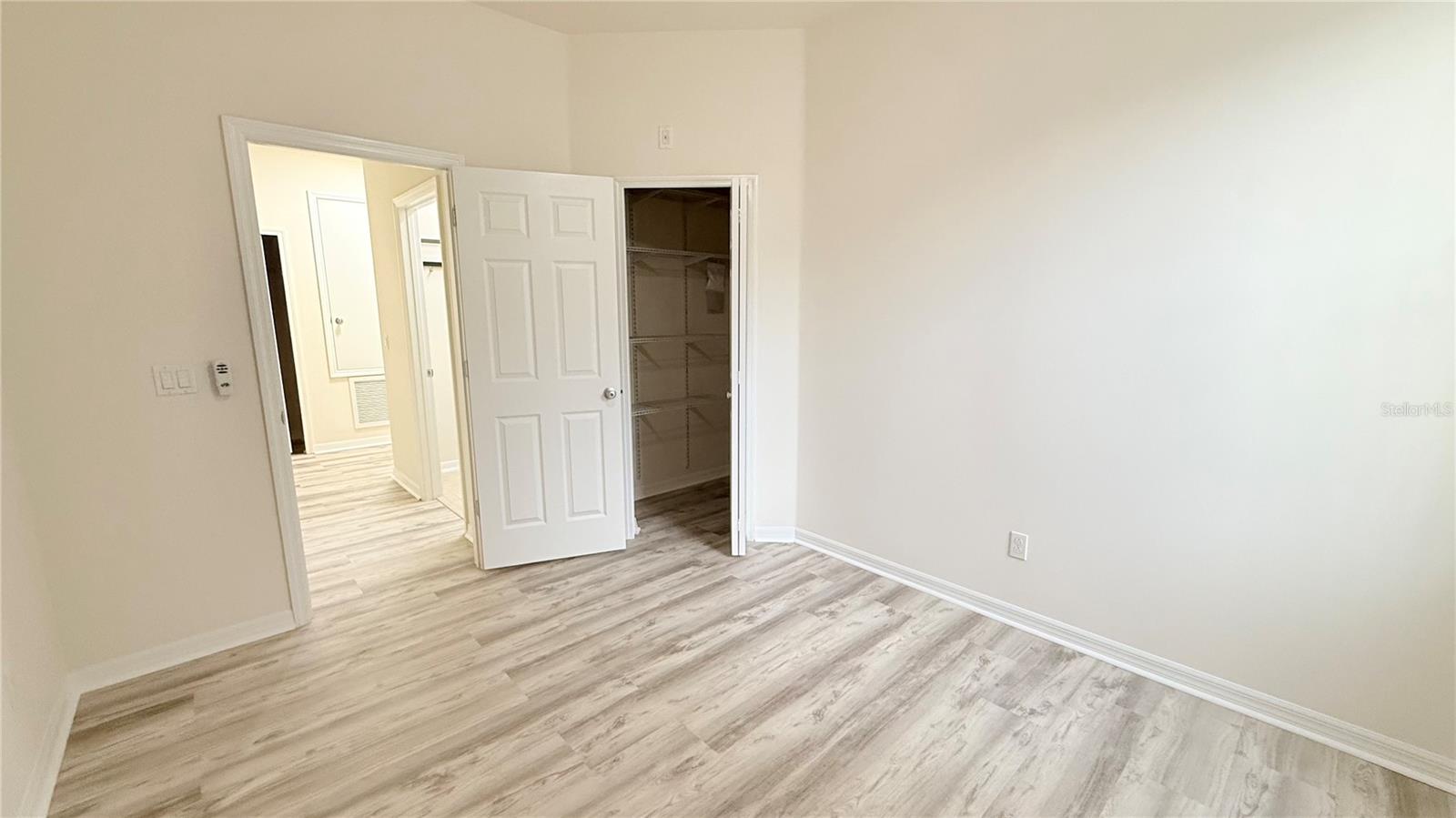 ESPRIT PH 02 - Residential Lease