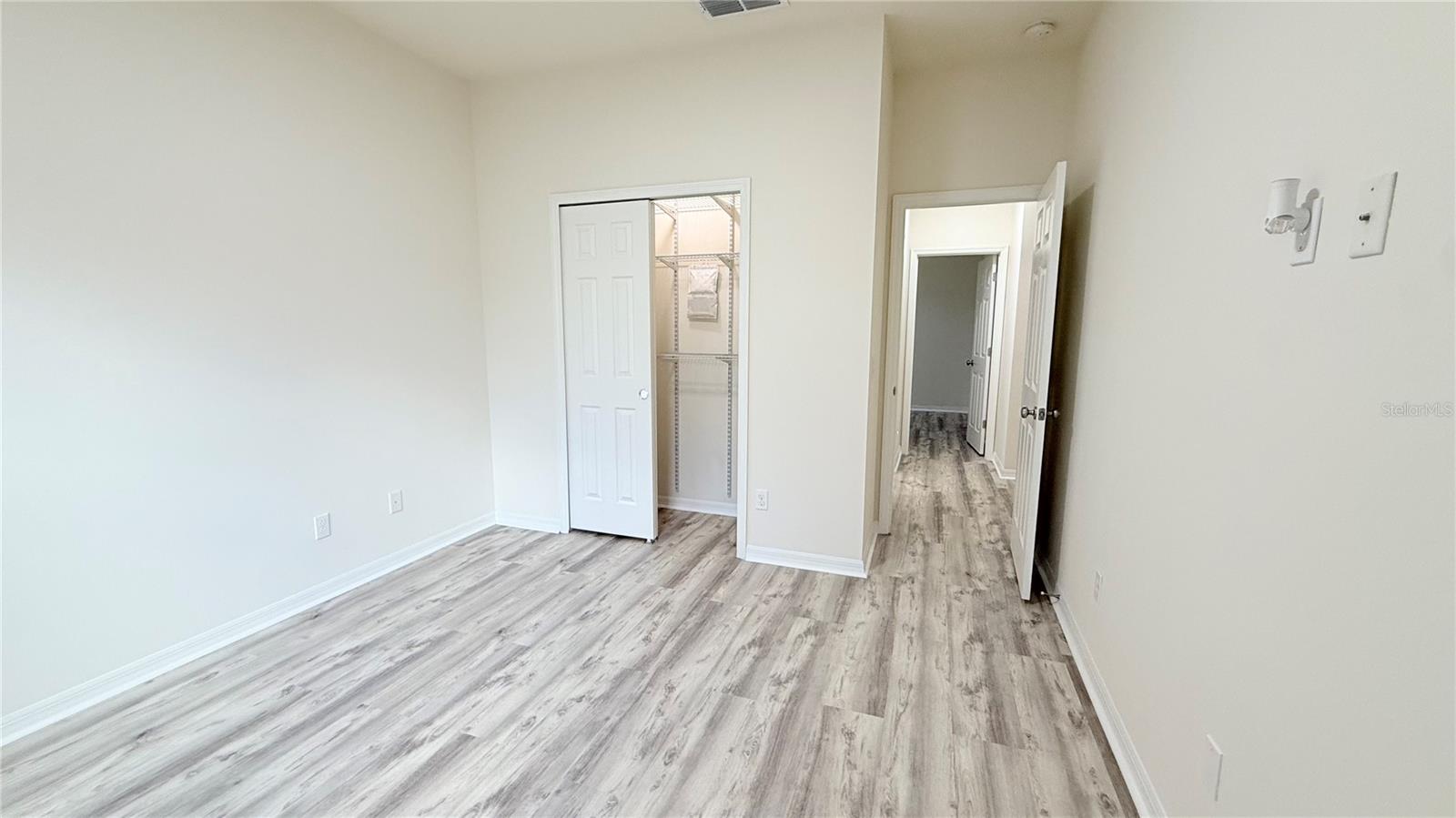 ESPRIT PH 02 - Residential Lease