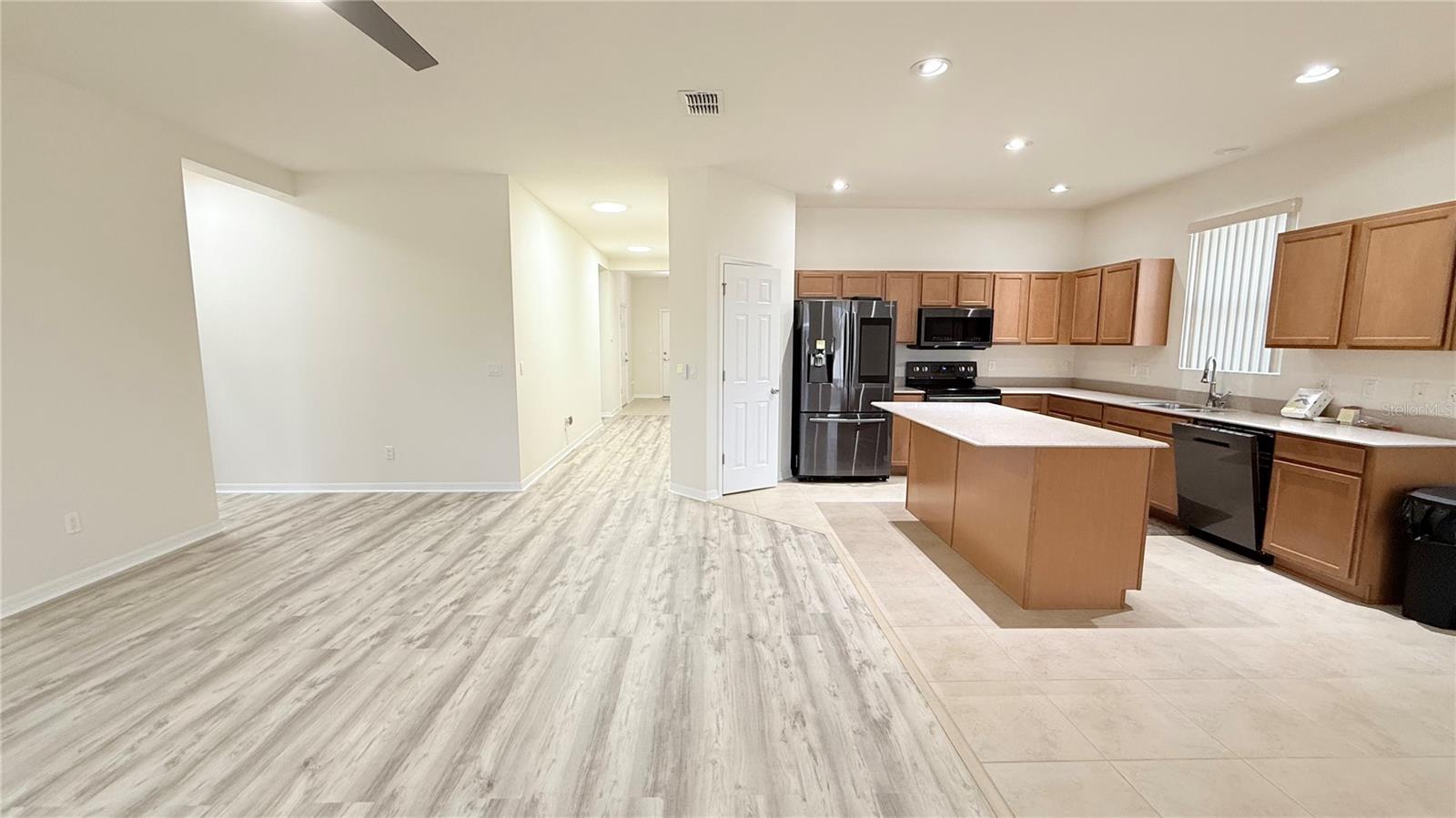 ESPRIT PH 02 - Residential Lease