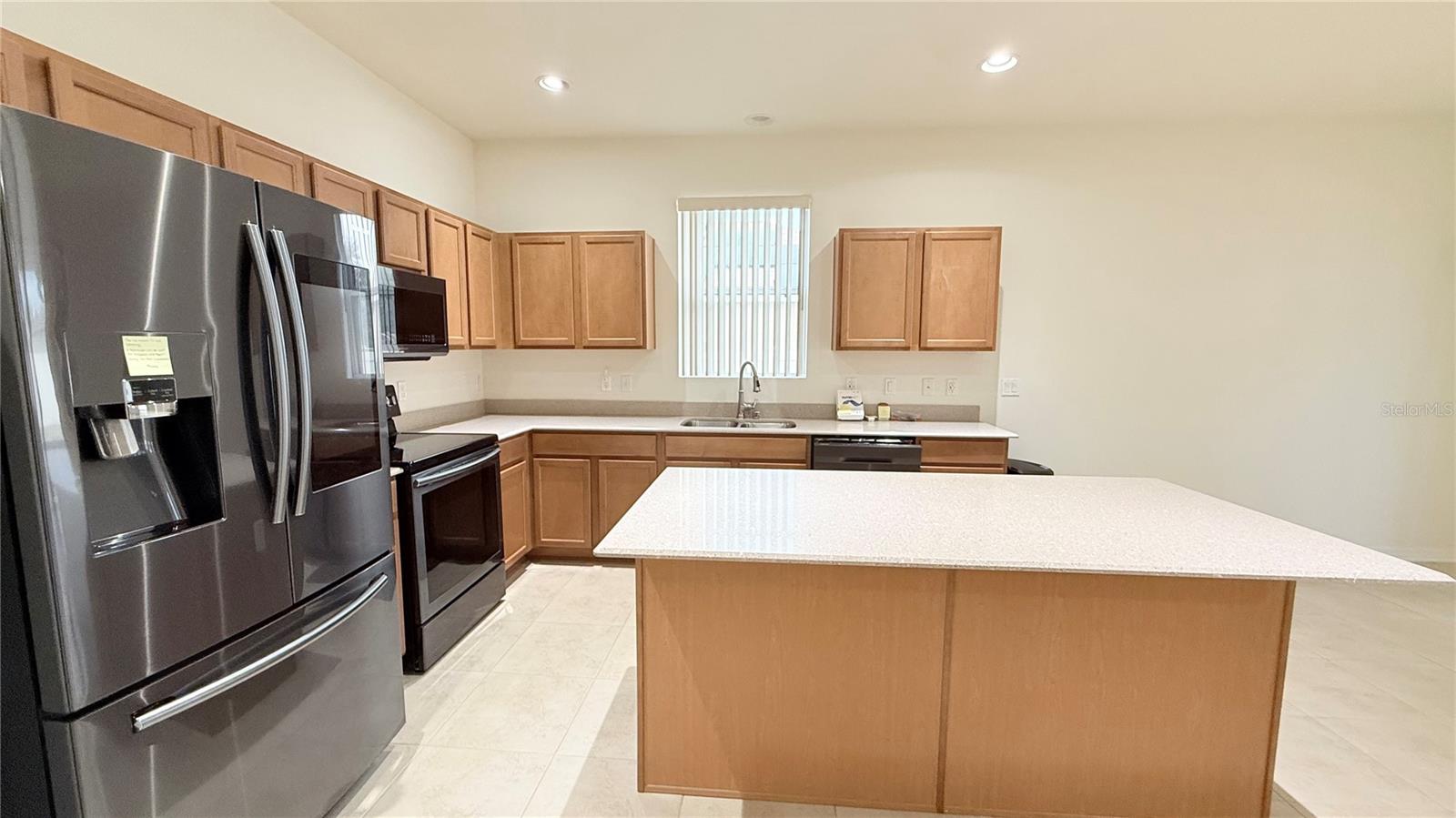 ESPRIT PH 02 - Residential Lease