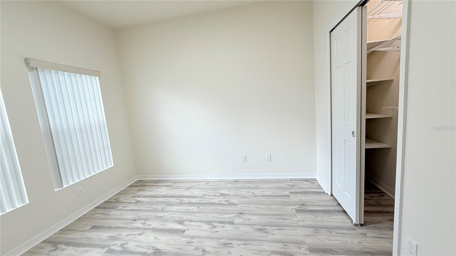 ESPRIT PH 02 - Residential Lease