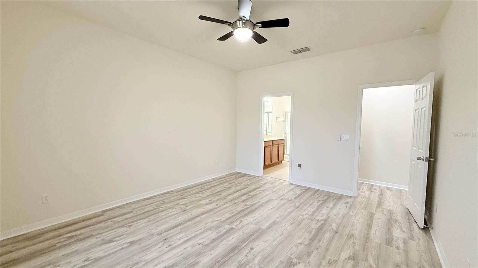 ESPRIT PH 02 - Residential Lease