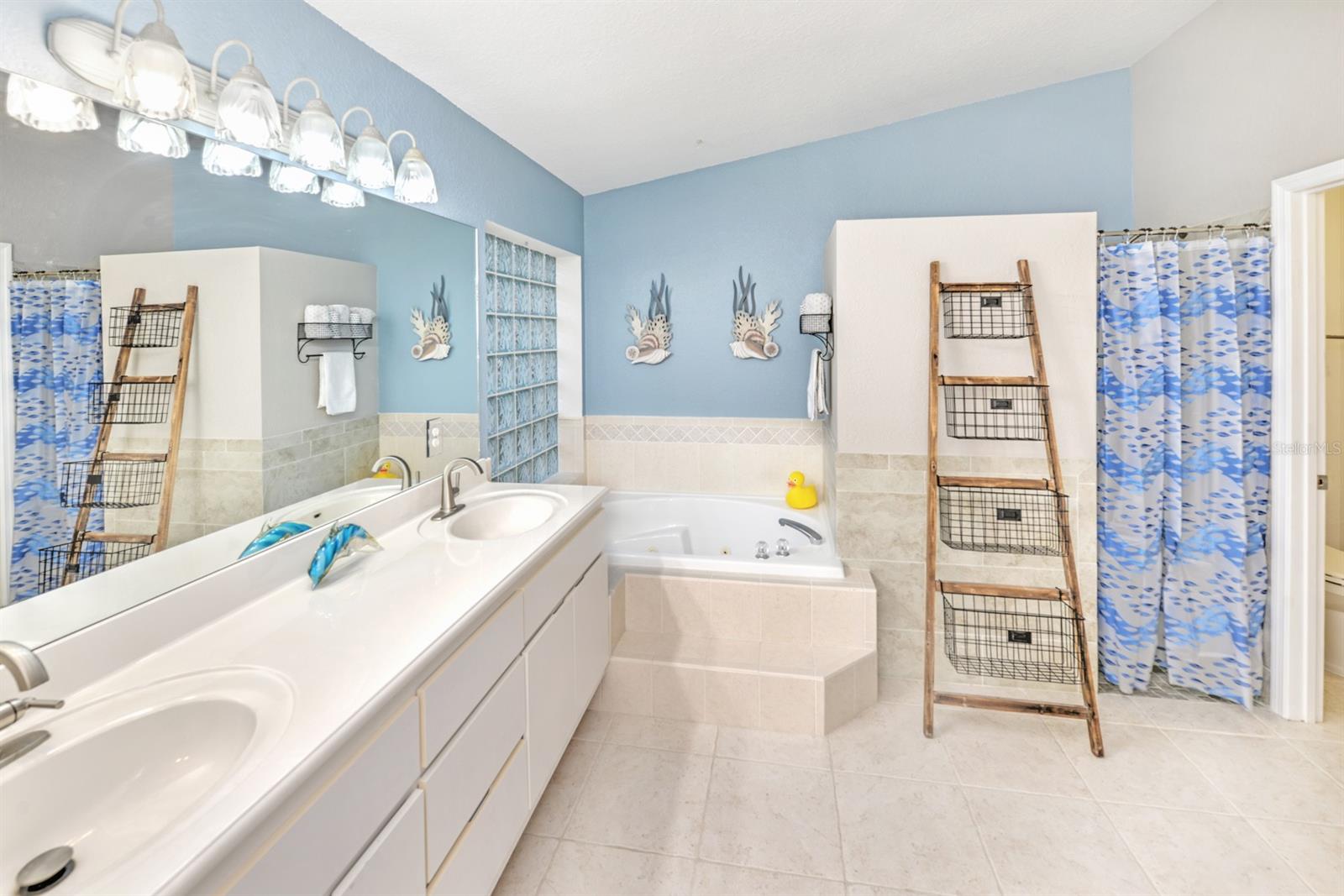 Reserve At Spruce Creek Unit - Residential