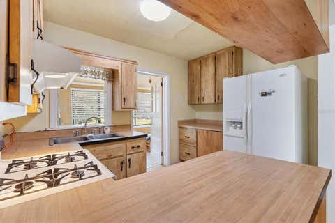 Tiny photo for 2000 South Street, Leesburg, FL 34748 (MLS # G5114284)