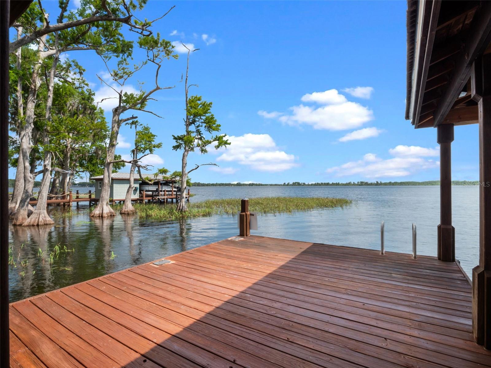 CYPRESS SHORES FIRST ADD - Residential