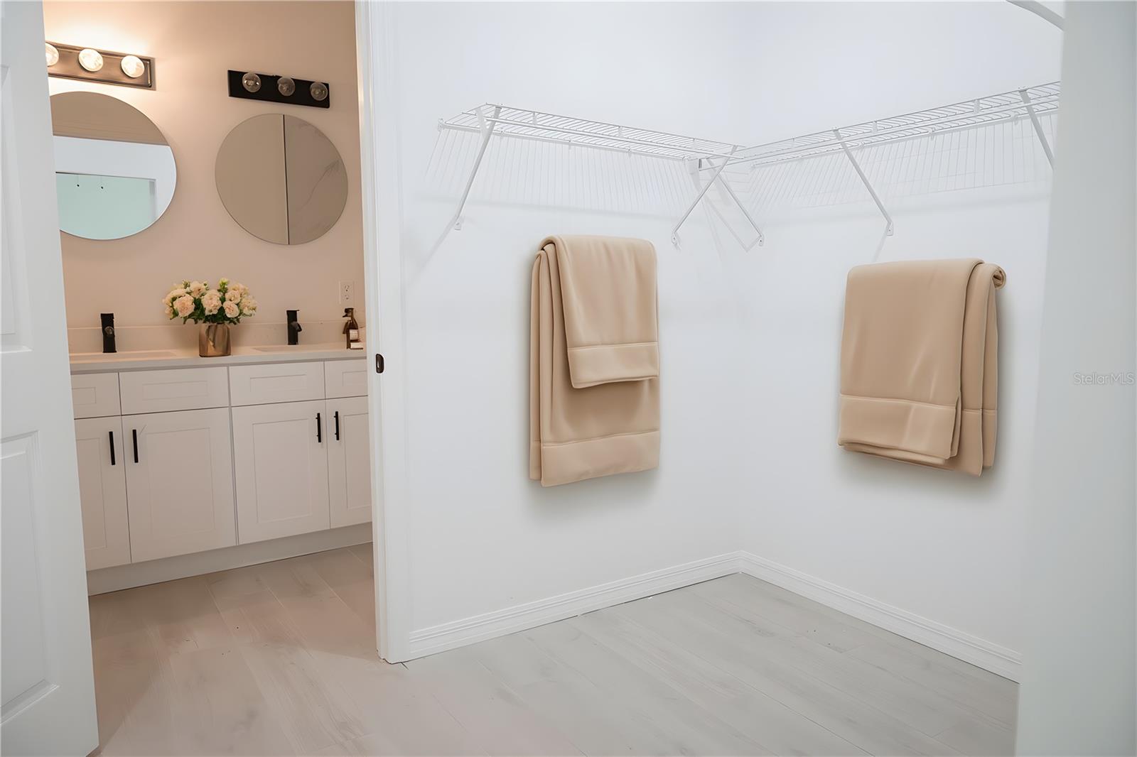 ROTONDA SANDS - Residential