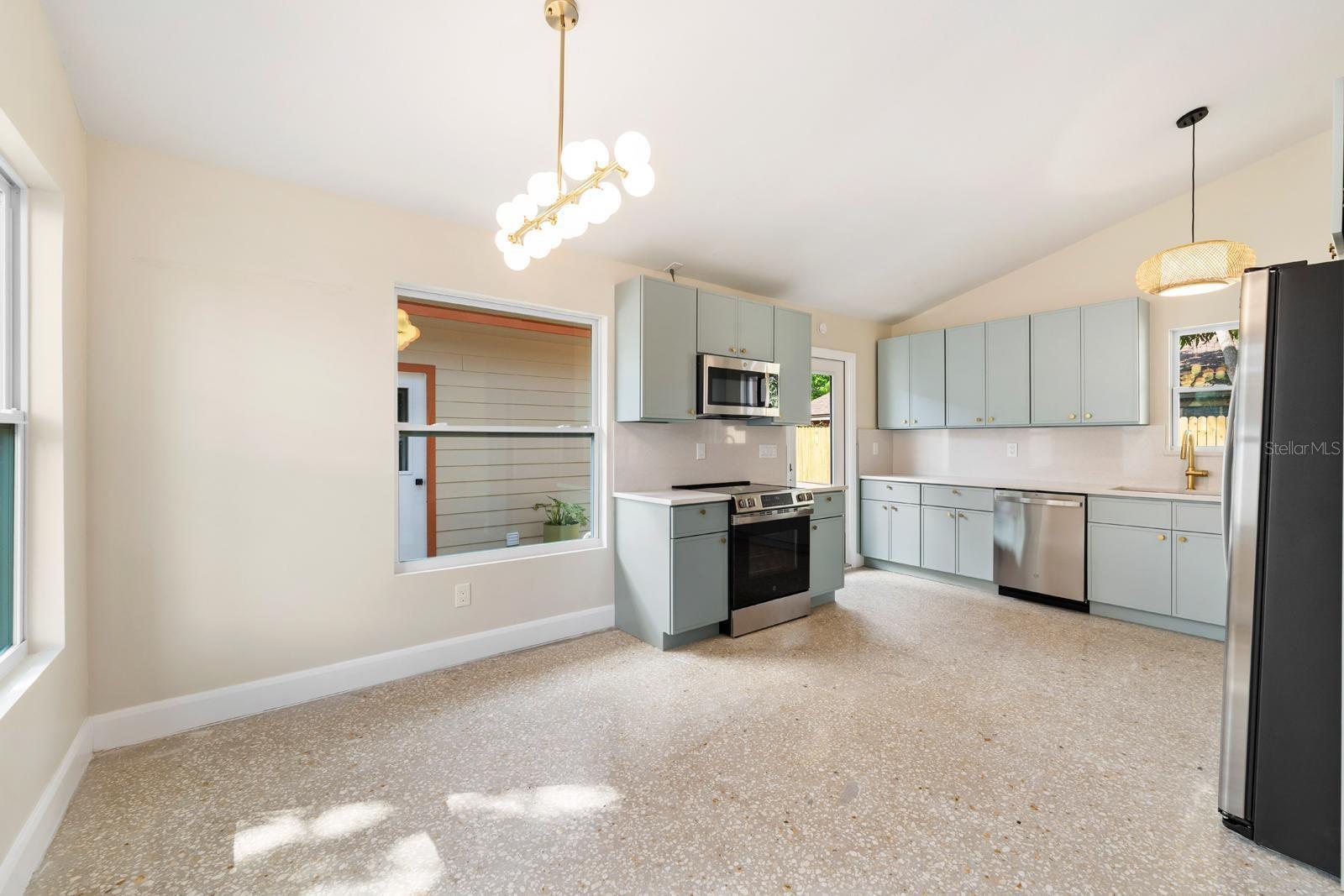 HUGHES FORREST BLUFF REP - Residential