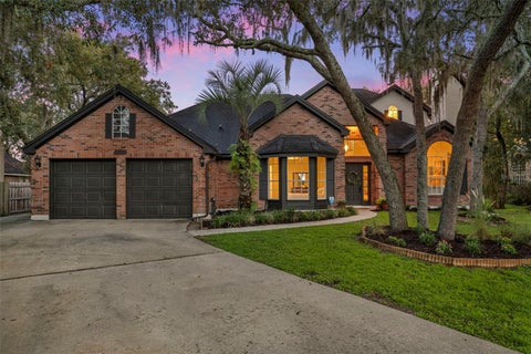 Photo of 1592 Francois Court, Oviedo, FL 32765 (MLS # O6432370)